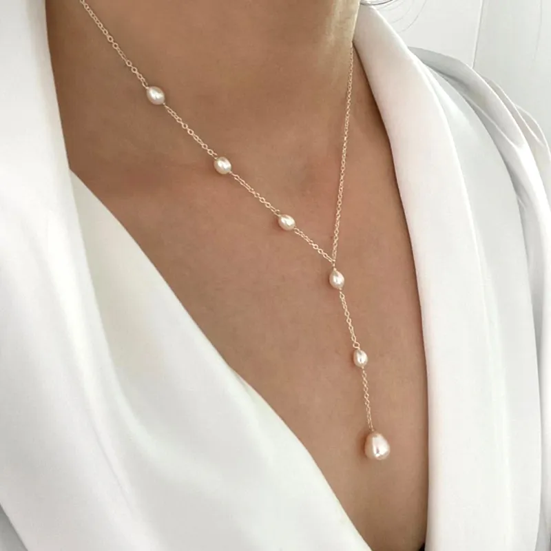 Cascading Gyöngy Lariat Nyaklánc