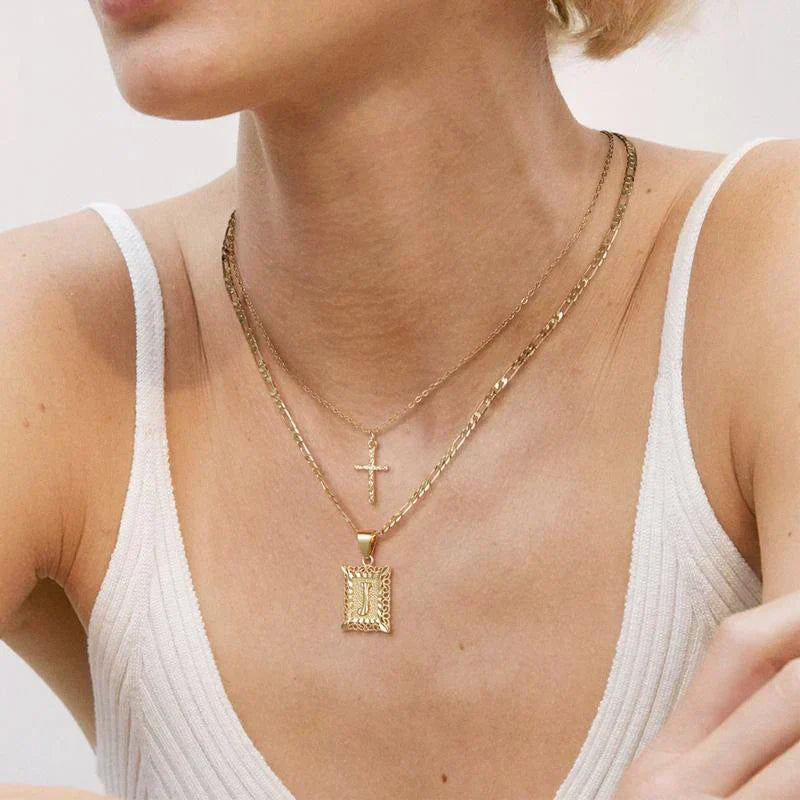 Cross Initial Nyaklánc Készlet | Arany