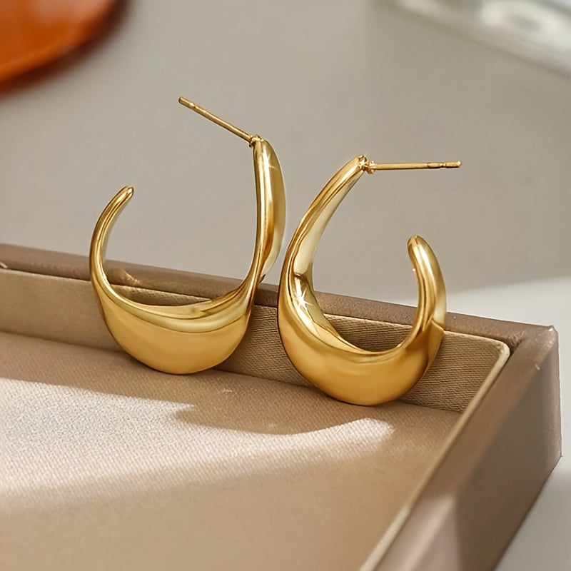 Sculpted Crescent Karika Fülbevaló | Arany