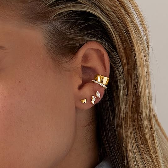 Pear Cut Studs | Arany