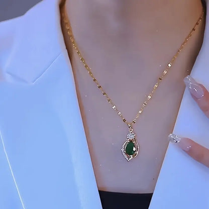 Arany Smaragd Teardrop Pendant Nyaklánc