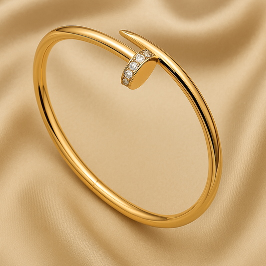 Elegance Nail Karkötő