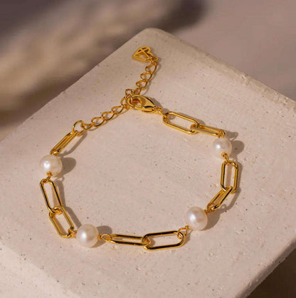 Sophisticated Gyöngy Chain Karkötő