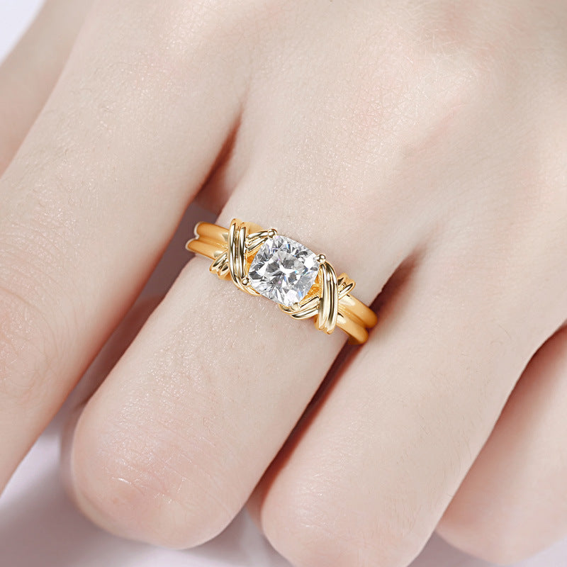 Knotted Band Statement Gyűrű | Arany