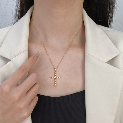 Kristály Twist Cross Nyaklánc | Arany