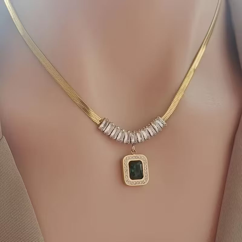 Regalia Prism Smaragd Nyaklánc | Arany
